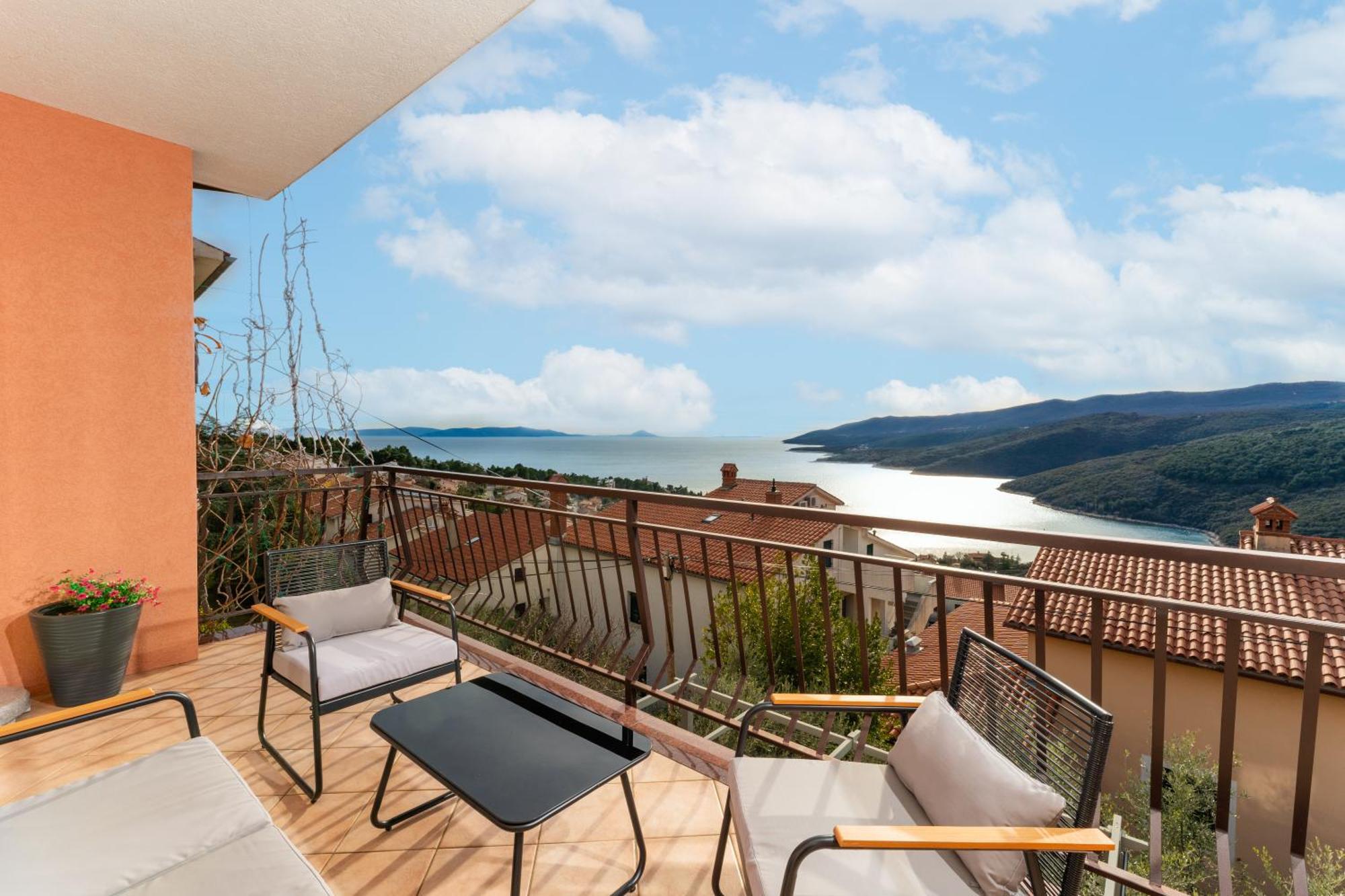 Apartments Oriana Rabac Exterior photo